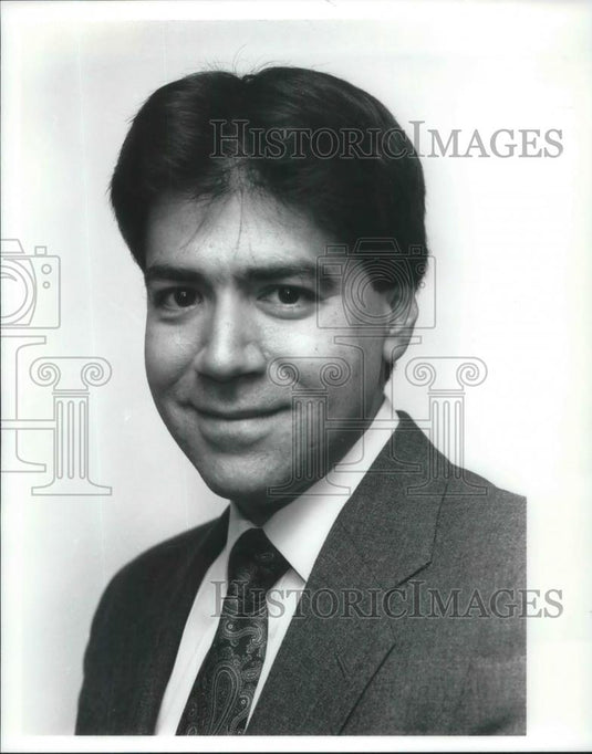 1990 Press Photo Dominic D. Amore Jr. of Ciuni and Panichi Inc. - Historic Images