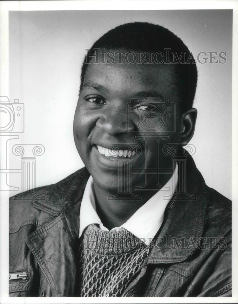 1991 Press Photo Enos Bonda, S African student at Case Western Law school - Historic Images