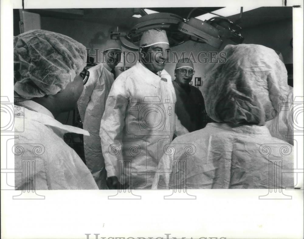 1991 Press Photo Dr. Christiaan Barnard - Historic Images