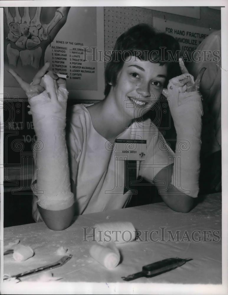 1962 Press Photo Karen Dryer is being used for demonstration purposes - Historic Images