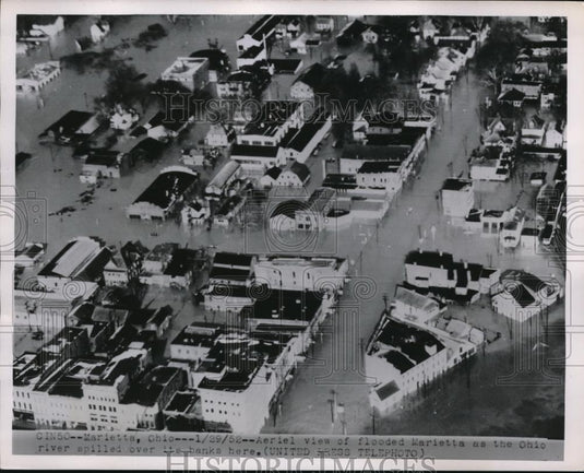 1952 Press Photo Ohio River spilled over its banks and flooded Marietta District - Historic Images