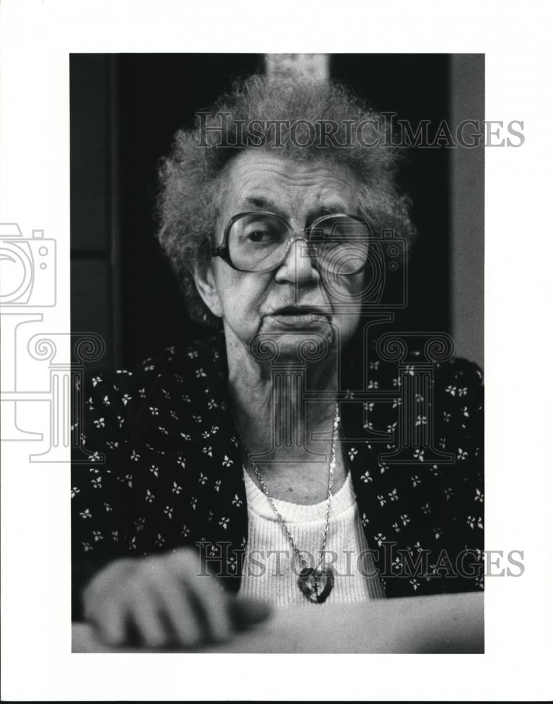 1990 Press Photo Marian Cusick of Westside Community House - Historic Images