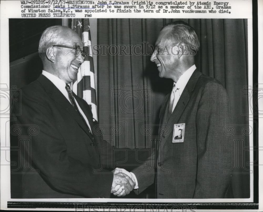 1957 Press Photo Wash DC John S Graham &amp; AEC&#39;s Comm. Lewis Strauss - Historic Images