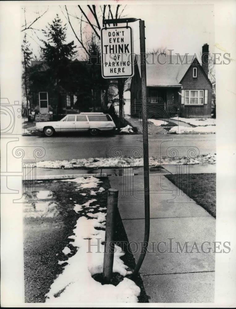 1975 Media Photo Special sign plat Detroit&#39;s St. Paul Memorial Church. - Historic Images