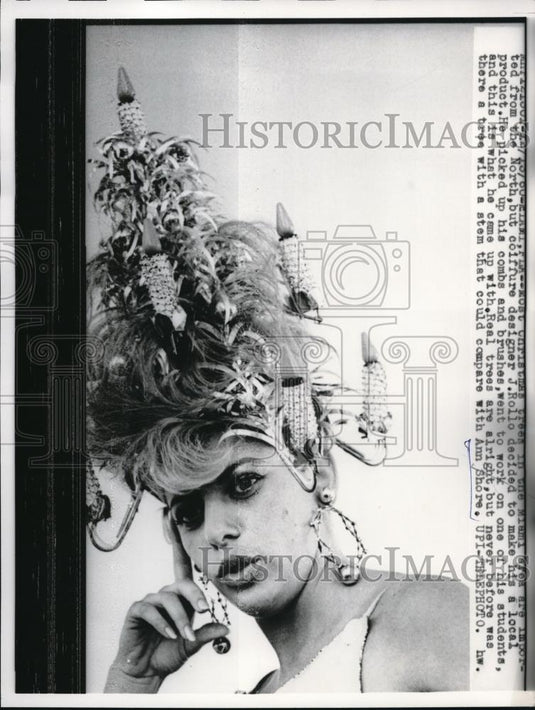 1960 Press Photo Ann Shoe in hair designed by J Rollo in Miami Fla - Historic Images