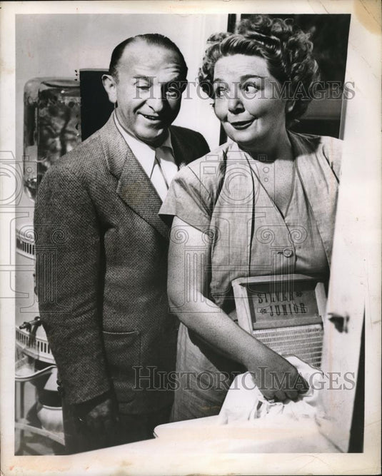 1947 Press Photo Sam Hearn & Helen Eley entertainers - Historic Images