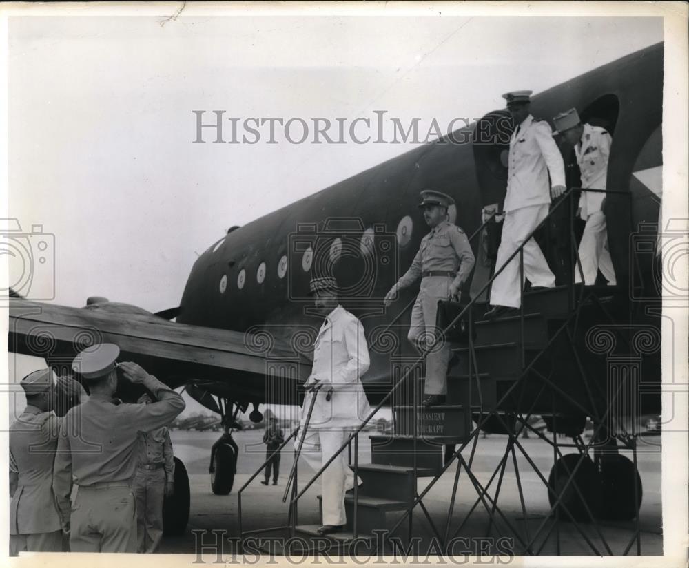 1943 Press Photo Gen. Henri Honore Giraud arrives in Washington - Historic Images