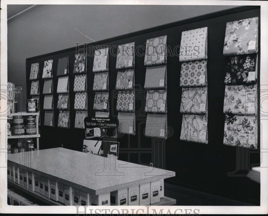 1954 Press Photo Sherman-Williams Paint Store at Westgate Shopping Center - Historic Images