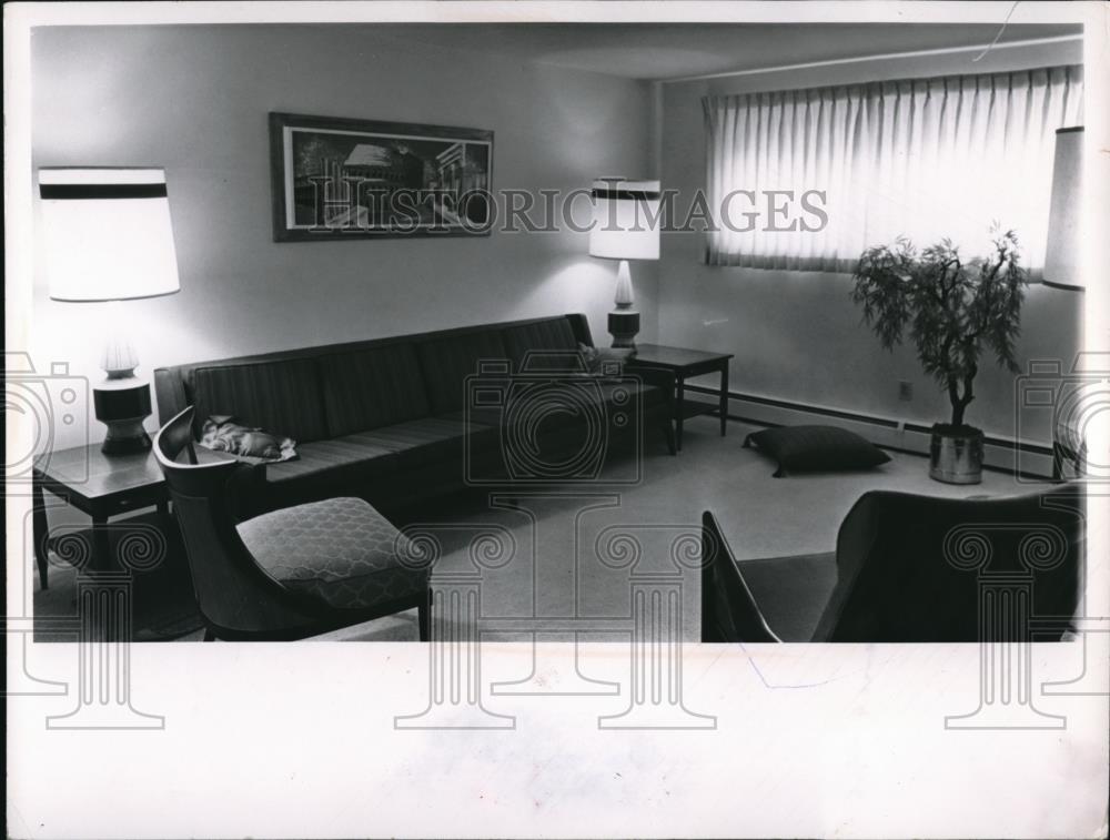 1965 Press Photo Living room at Hershey House in Painesville, Ohio - Historic Images