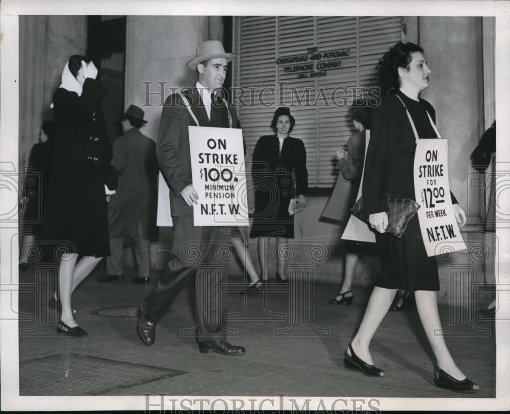 1947 Press Photo Union Head Joins Picket Washignton DC Joseph A. Bierne Strike - Historic Images