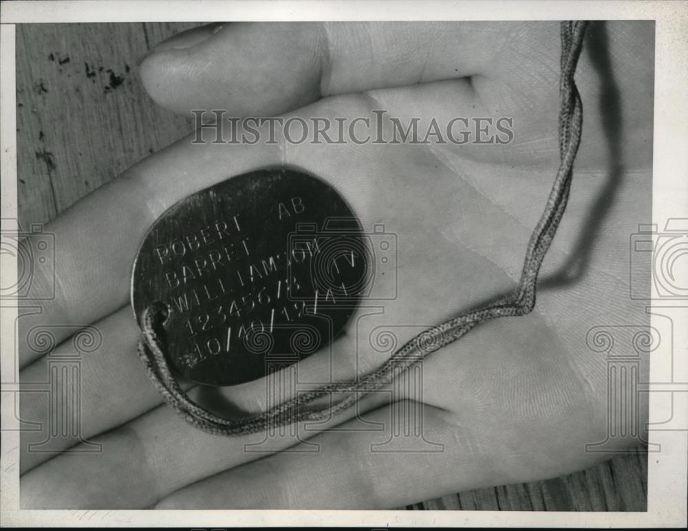 1941 Press Photo Washington DC New Naval identification tags will be issued to - Historic Images