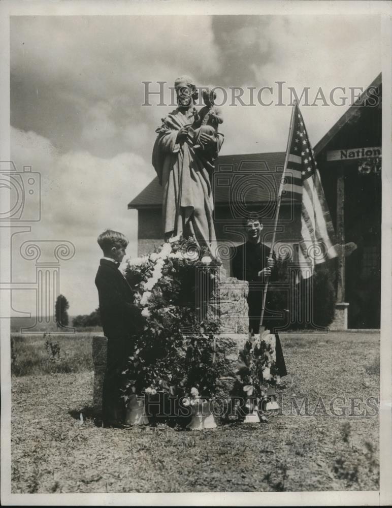 1933 Press Photo Father&#39;s Day at National Shrine of St. Joseph at Stirling, N.J. - Historic Images