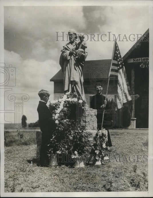 1933 Press Photo Father's Day at National Shrine of St. Joseph at Stirling, N.J. - Historic Images