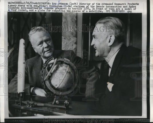 1959 Press Photo Roy Johnson & Senator Stuart Symington prepare to testify - Historic Images