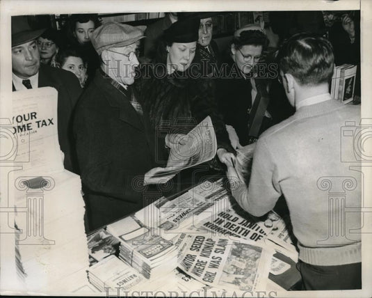 1946 Press Photo Cleveland Since the city's daily newspapers are on strike - Historic Images