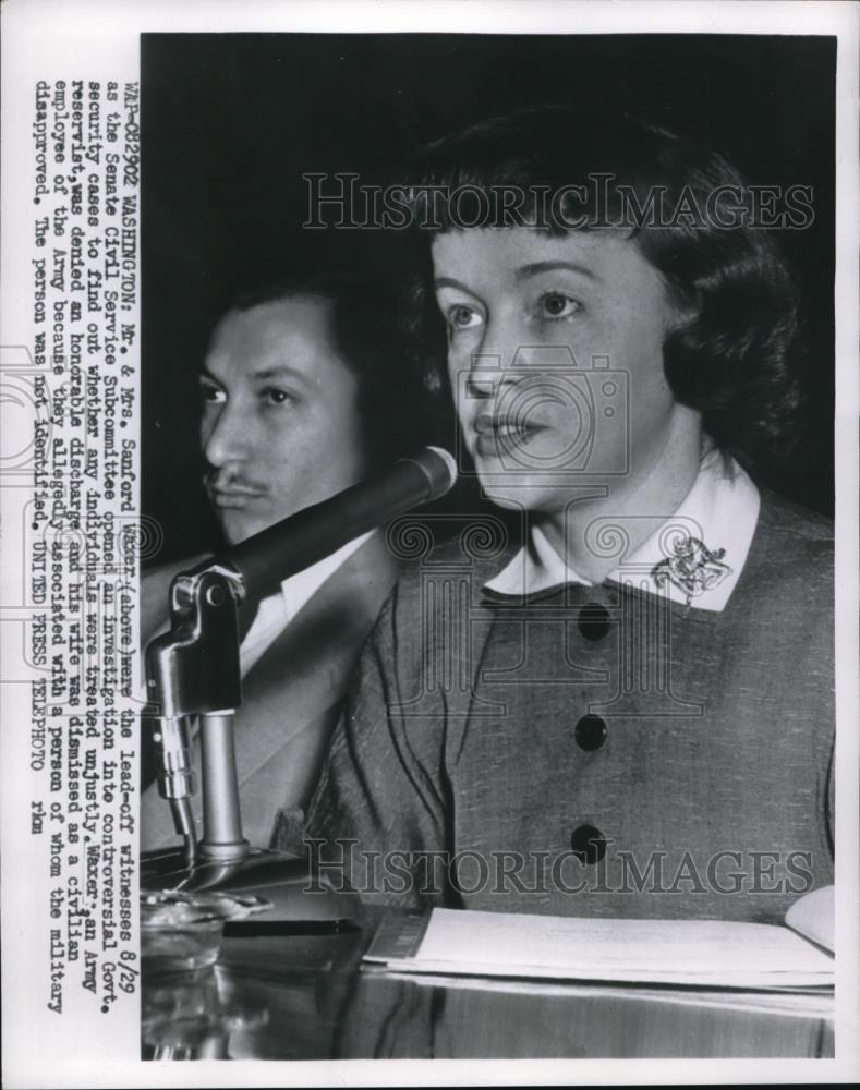 1955 Press Photo Washington Mr &amp; Mrs Sanford Waxer lead off witnesses in Senate - Historic Images