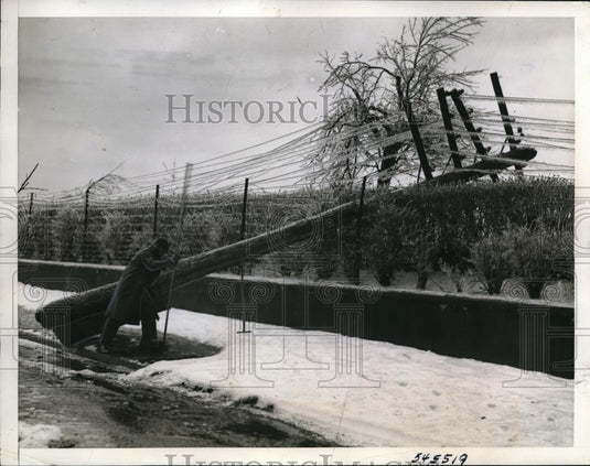 1940 Press Photo Ice and snow impair New Jersey communication lines - Historic Images