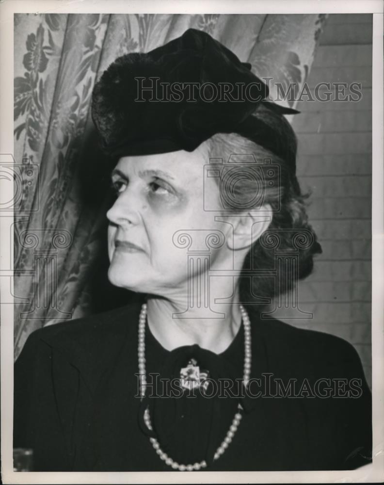 1953 Press Photo Mrs Aida de Acosta Breckinridge - Historic Images