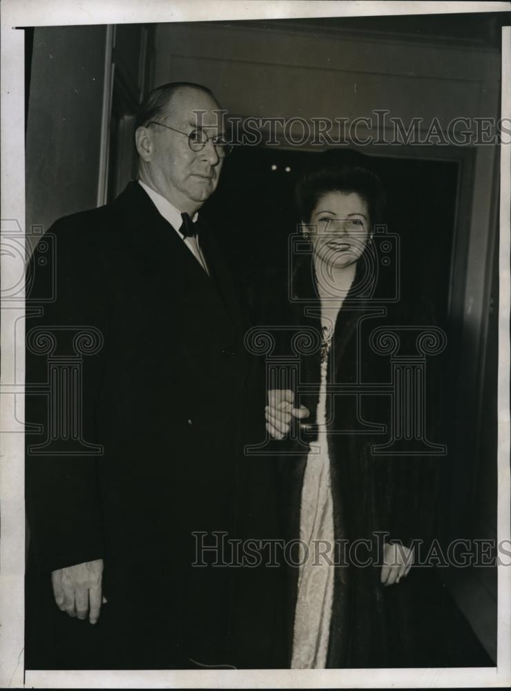 1945 Press Photo Washington DC Mr &amp; Mrs Donald Nelson attended a reception at - Historic Images