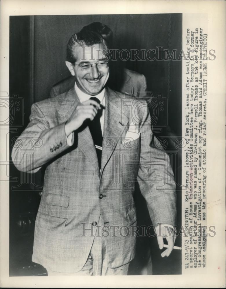 1948 Press Photo Washington Eric Bernays leaves after testifying before a secret - Historic Images