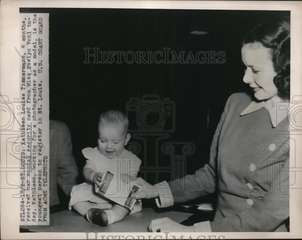 1948 Press Photo Kathleen Louise Timmerman received her social security card - Historic Images