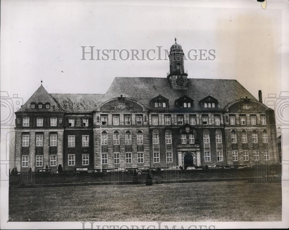 1935 Press Photo Saar Commission Building at Saarbrucken Capital of the Saar - Historic Images