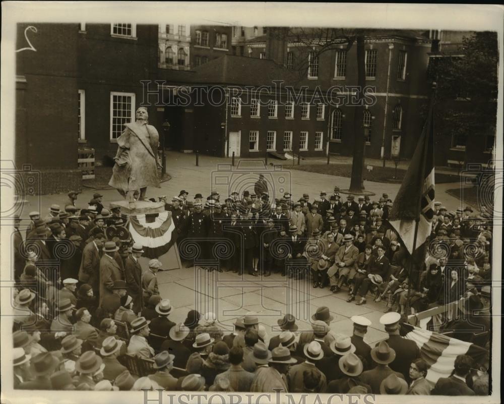 1930 Press Photo Philadelphia Pa Unveiling of Christopher Colombus statue - Historic Images