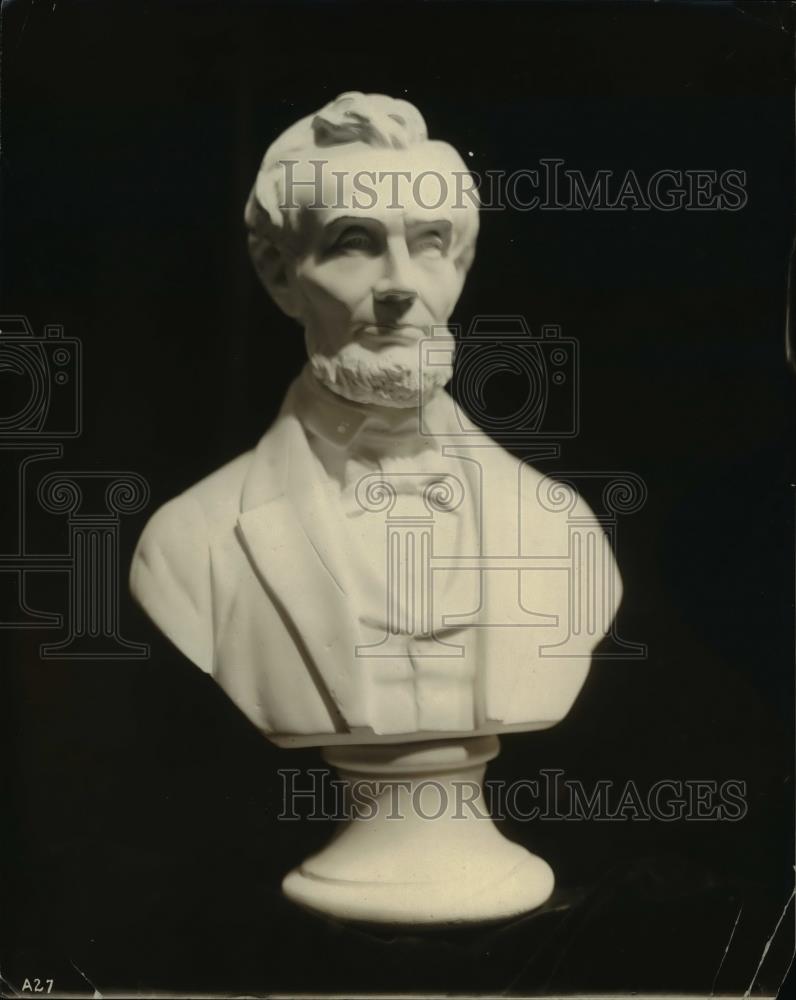 1919 Press Photo Sculpted bust of Abraham Lincoln - Historic Images