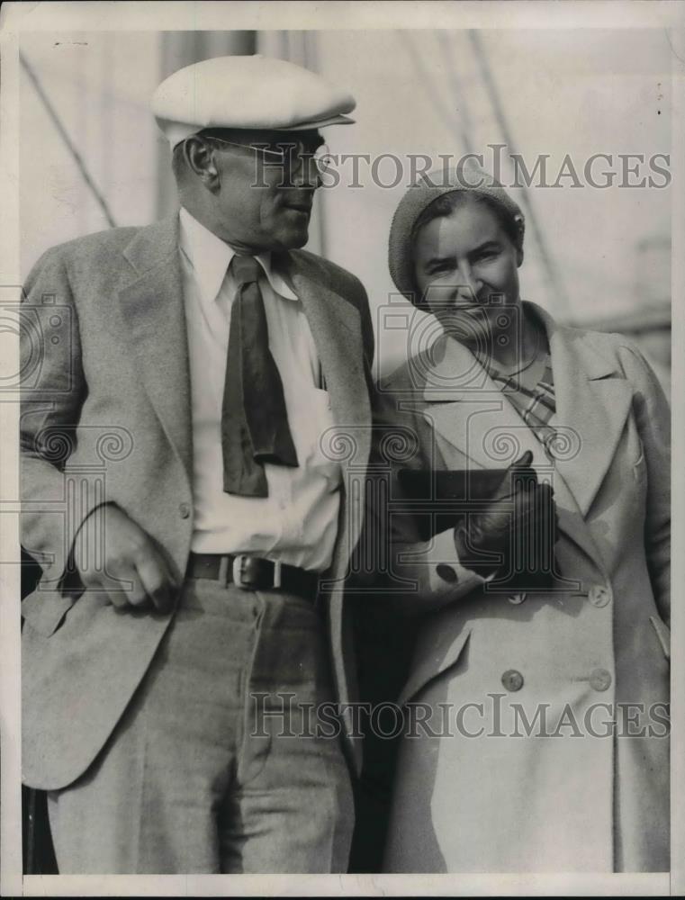 1933 Press Photo Mr and Mrs. Harry Overstreet on the SS Santa Teresa - Historic Images