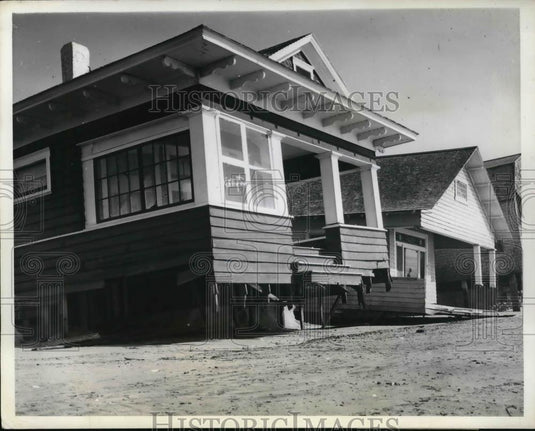1939 Press Photo Sunset Beach residences damaged by high tides - Historic Images