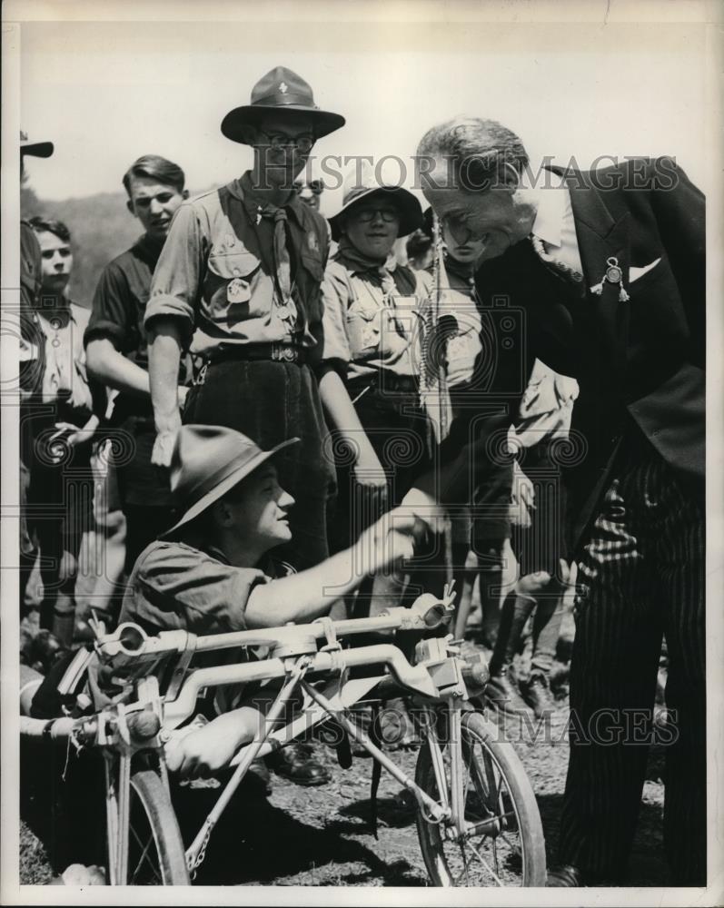 1948 Press Photo Swiss Boy Scouts celebrate 657th Independence Day - Historic Images