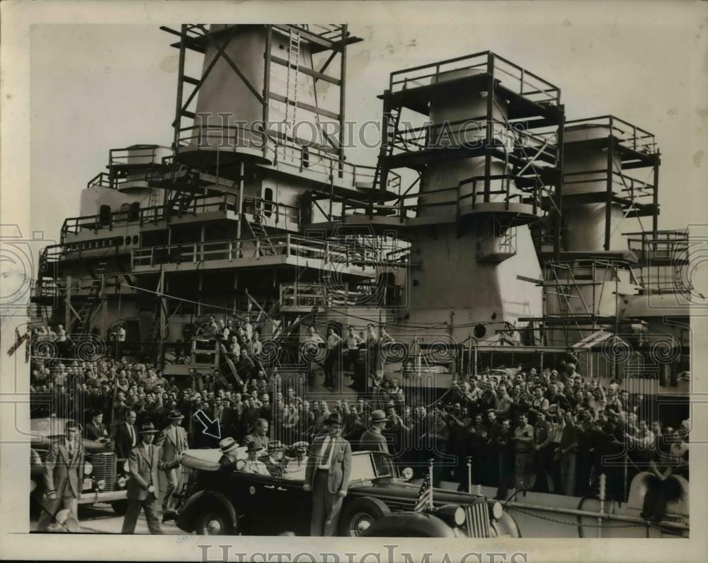 1940 Press Photo Pres Roosevelt USBS Washington Phila Navy Yards - Historic Images