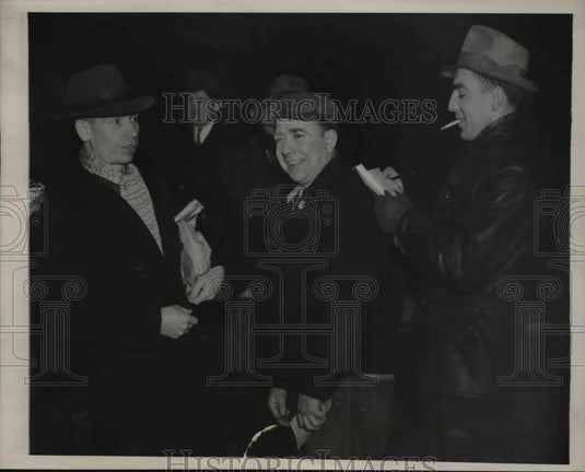 1941 Press Photo J. Oskvarek & J. Metzger of Packinghouse Workers' Org. Comm. - Historic Images