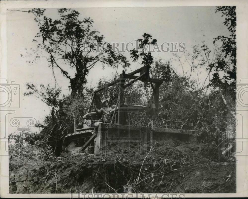 1948 Press Photo Alazan Mexico after the terrain has been surveyed United States - Historic Images