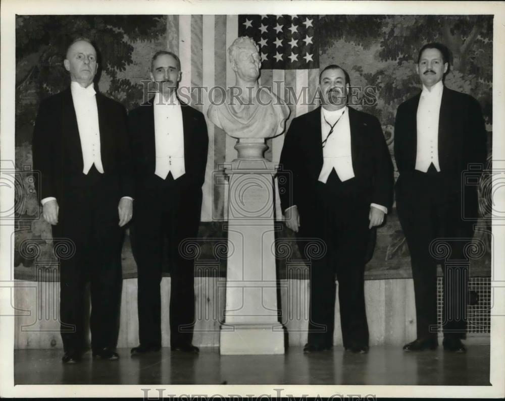 1932 Press Photo J.R. Angell, W.S. Coffin, D.E. Meeks &amp; T. Sizer at art museum - Historic Images