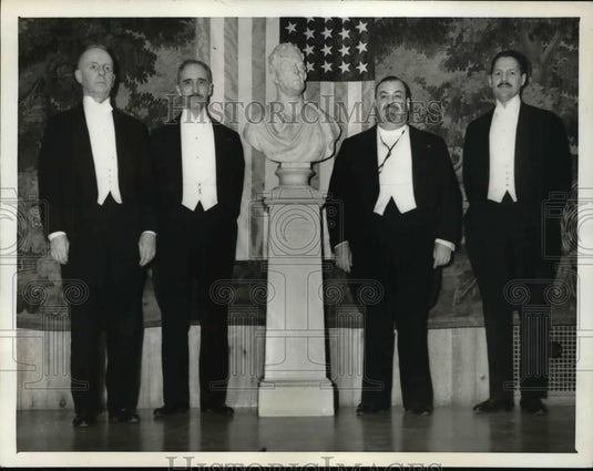 1932 Press Photo J.R. Angell, W.S. Coffin, D.E. Meeks & T. Sizer at art museum - Historic Images