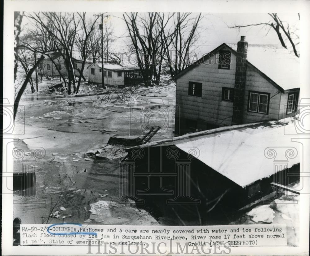 1951 Press Photo Homes and cars covered with water from Susquehann River. - Historic Images