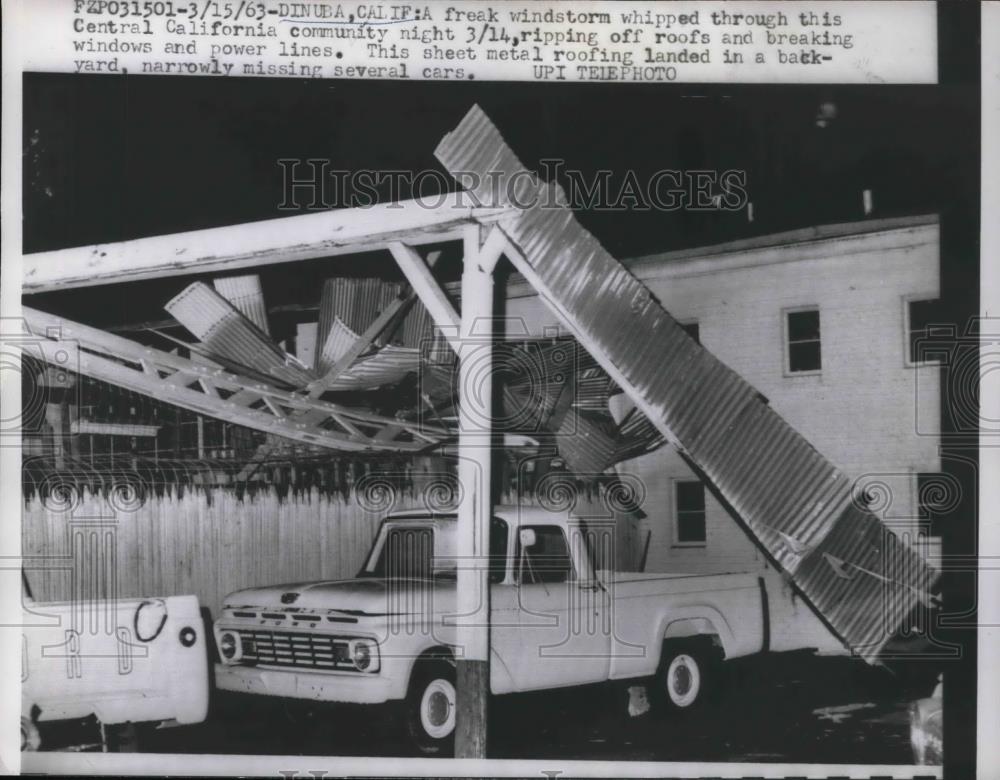 1963 Press Photo Windstorm whipped through Dinuba, California. - Historic Images