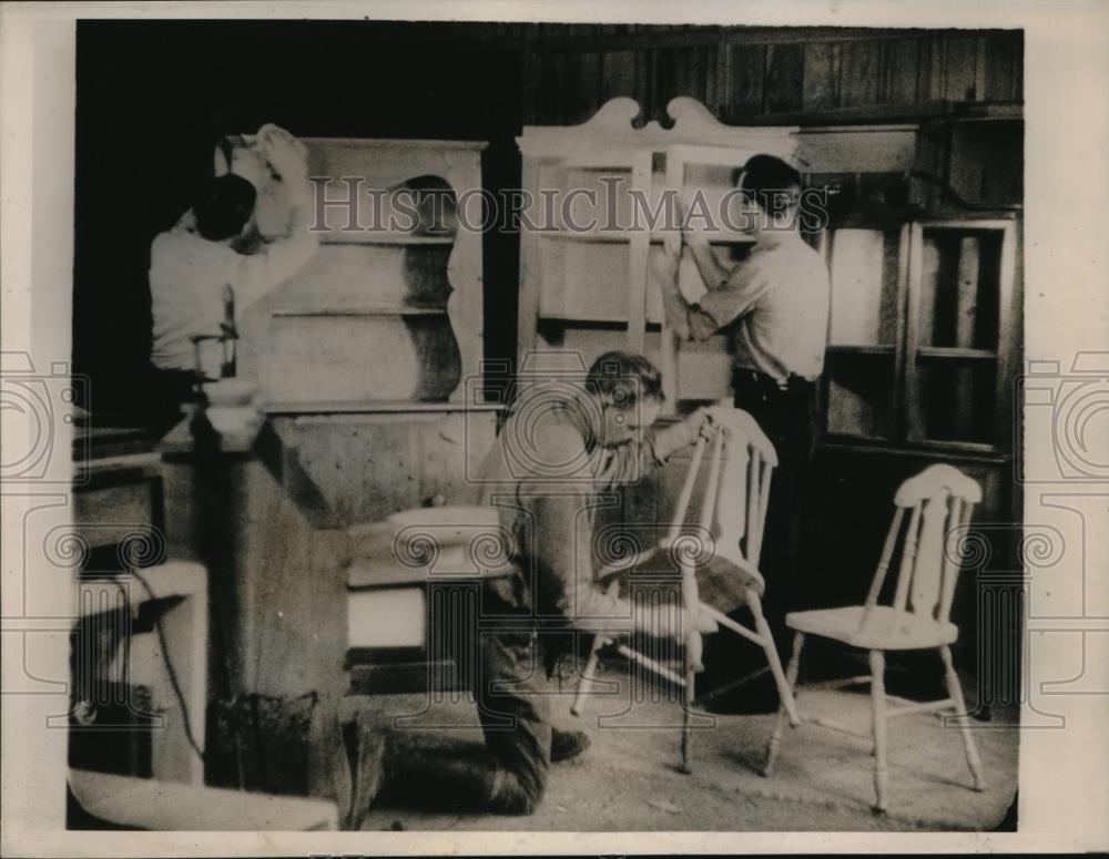 1936 Press Photo Scene In The Woodworking Department Of A Trade School - Historic Images