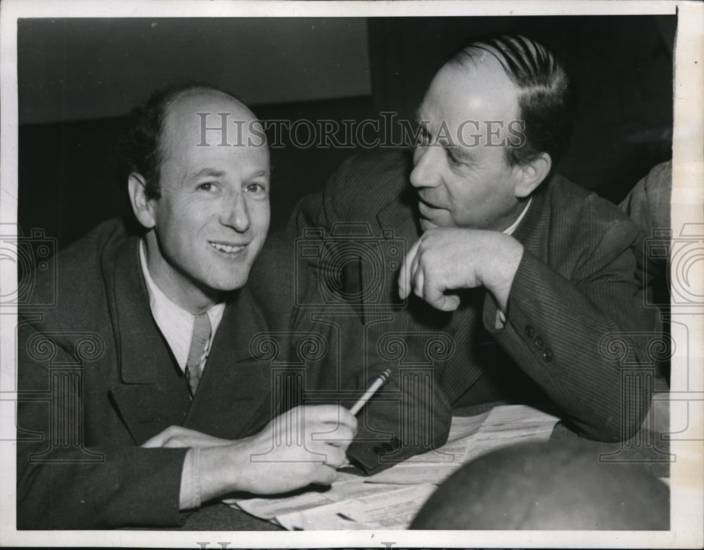 1944 Press Photo Karl Packbier And Robert Michael Hogen Acquitted In Court - Historic Images