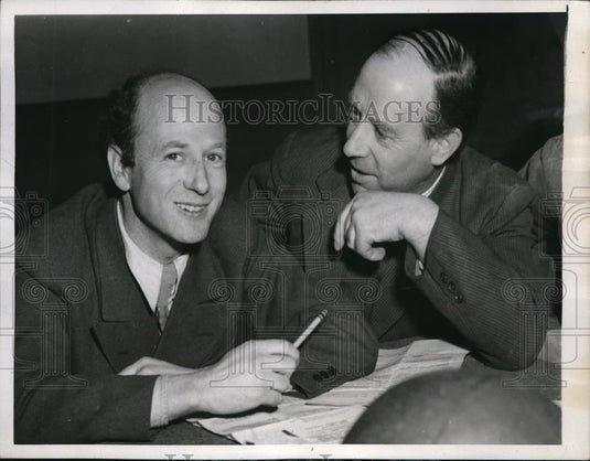 1944 Press Photo Karl Packbier And Robert Michael Hogen Acquitted In Court - Historic Images