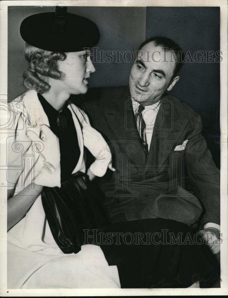 1939 Press Photo Los Angeles Calif Mrs Alma Alderman and Col Martin Snyder - Historic Images