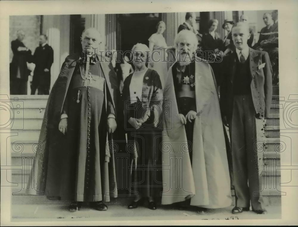 1932 Press Photo French Legation Dublin, Ireland attendoing Eucharistic Congress - Historic Images