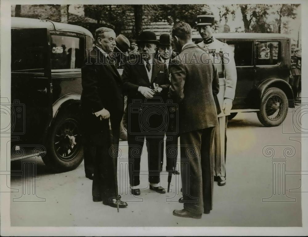 1931 Press Photo Mr. Henderson, British Foreign Minister, visits Monsieur - Historic Images