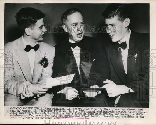 1953 Press Photo Scholars E.A. Phillips & Paul H. Monsky with Dr. Harlow Shapley - Historic Images