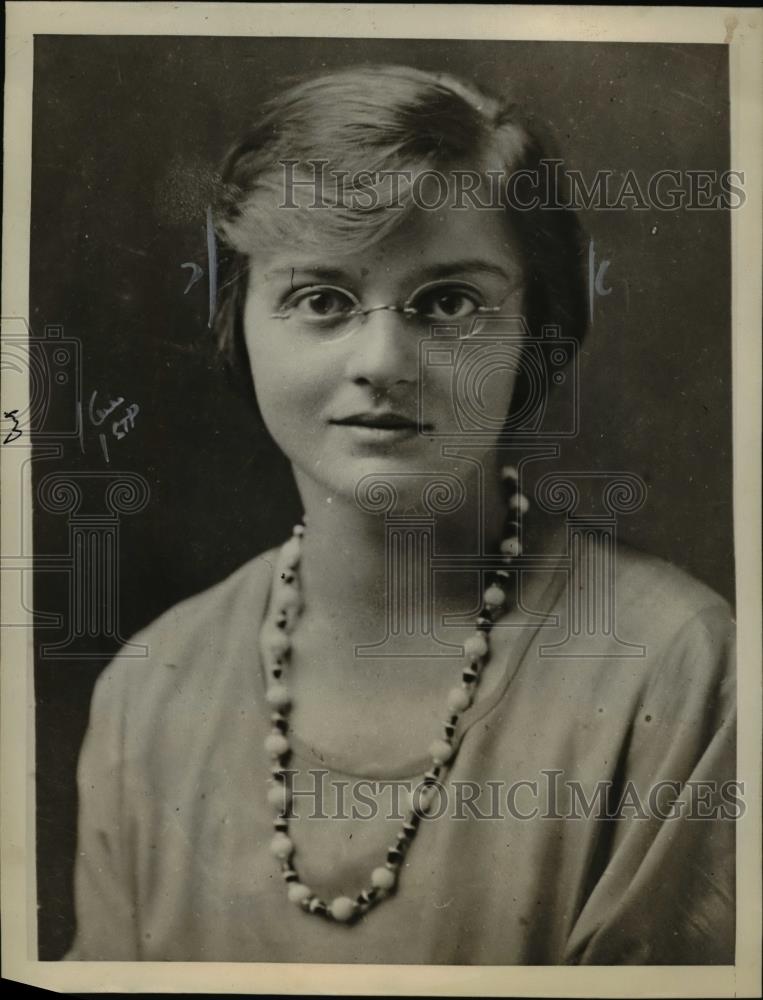 1923 Press Photo Suzanne H Perdrizet of Dijon Cote d;Azur France - Historic Images