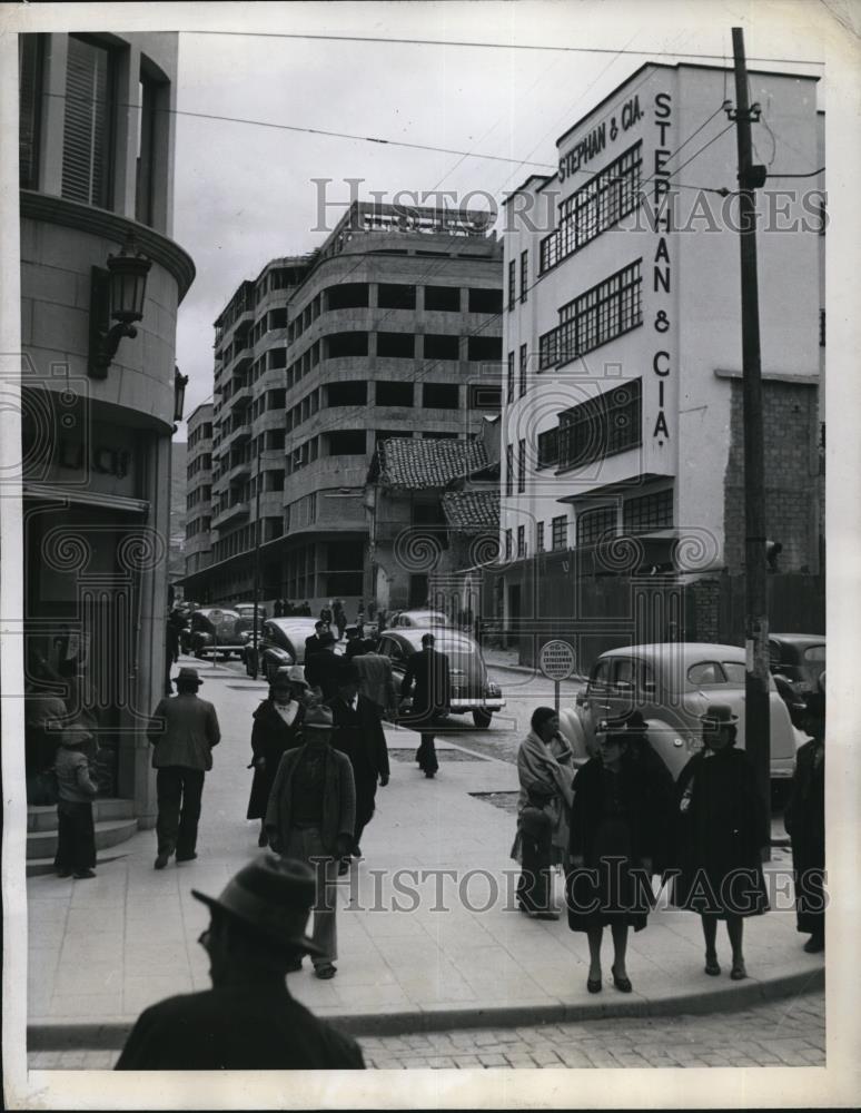 1943 Press Photo La Paz Bolivia general street scene - Historic Images