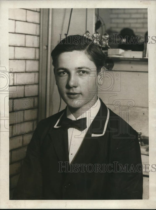 1923 Press Photo Carl Bergson came from Sweden to learn hotel business - Historic Images