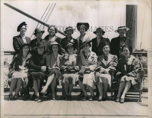 1938 Press Photo San Francisco A group of American High School Teachers pictured - Historic Images
