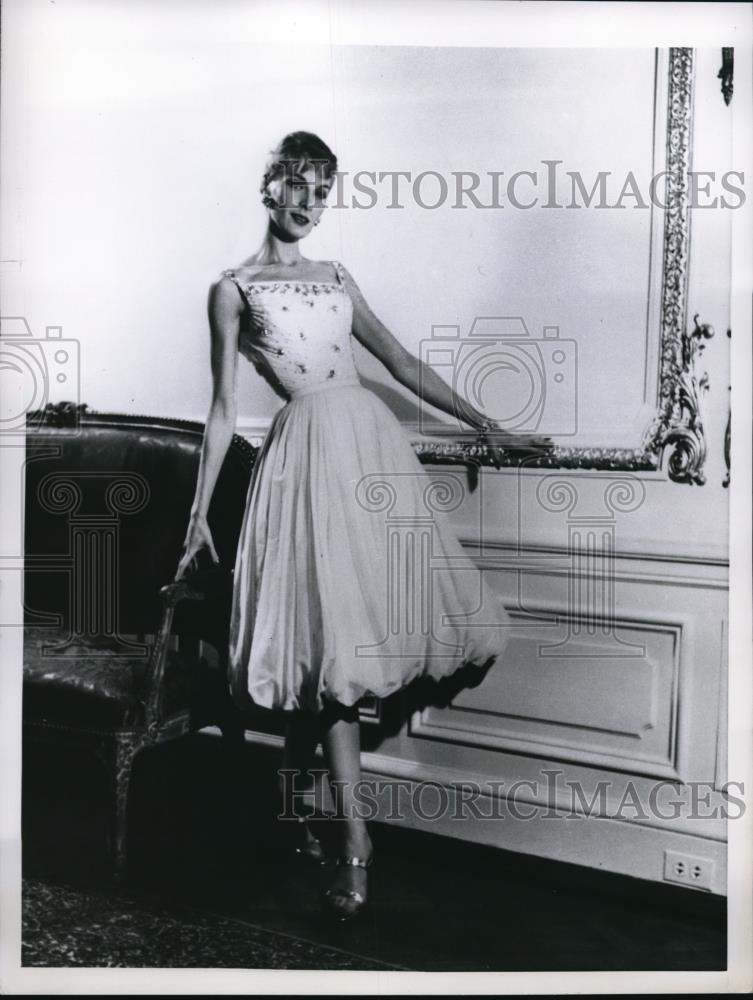 1955 Press Photo Harem Dress Of A Cotton Called Supima - Historic Images